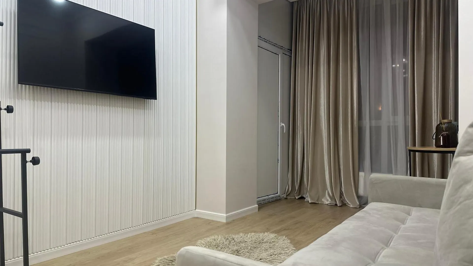 Apartment Comfort City Almaty